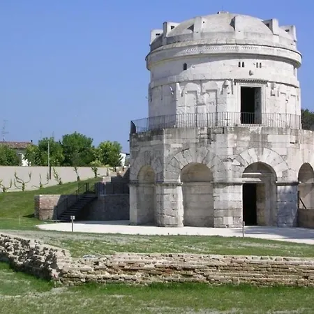 Ferienwohnung Fuer 6 Personen Ca 48 Qm In Lido Delle Nazioni, Adriakueste Italien Podelta * Lido delle Nazioni