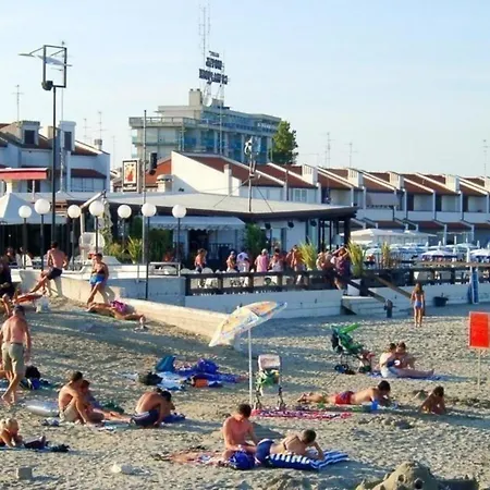 Ferienwohnung Fuer 6 Personen Ca 48 Qm In Lido Delle Nazioni, Adriakueste Italien Podelta *